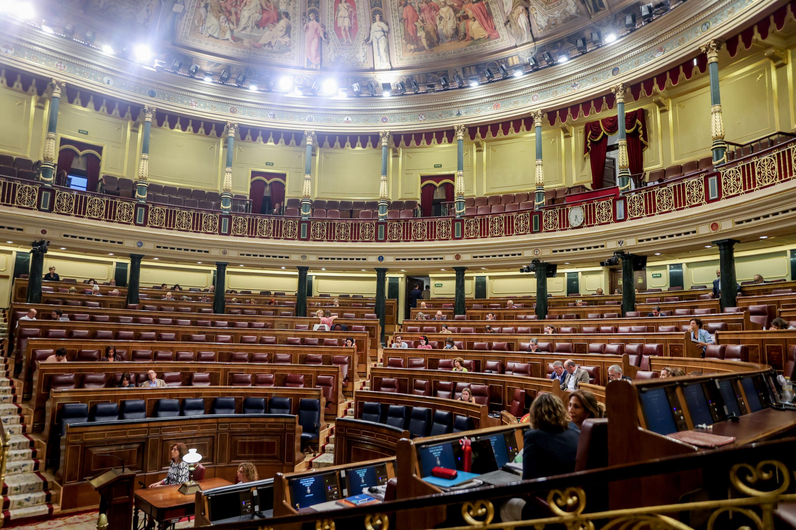 Vista general del Congreso durante una sesión plenaria el pasado martes / Ricardo Rubio - Europa Press