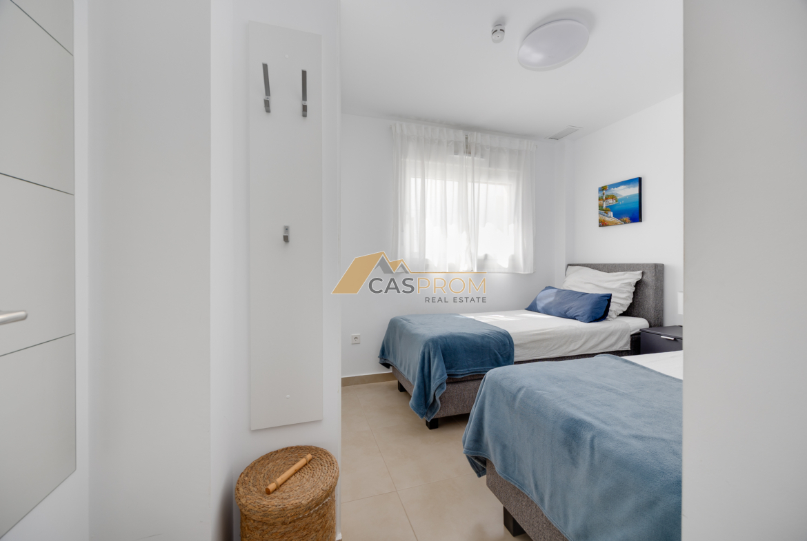 ÁTICO MODERNO CON SOLARIUM PRIVADO EN PILAR DE LA HORADADA